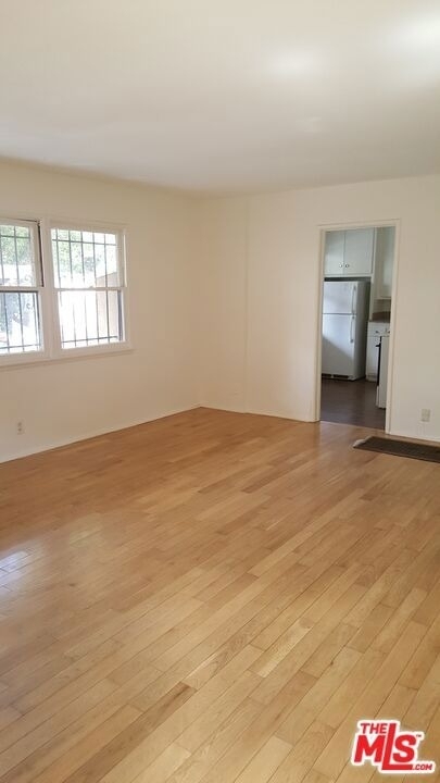 939 N Stanley Avenue - Photo 1