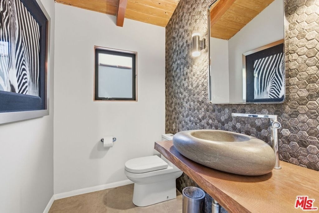 9820 Yoakum Drive - Photo 22
