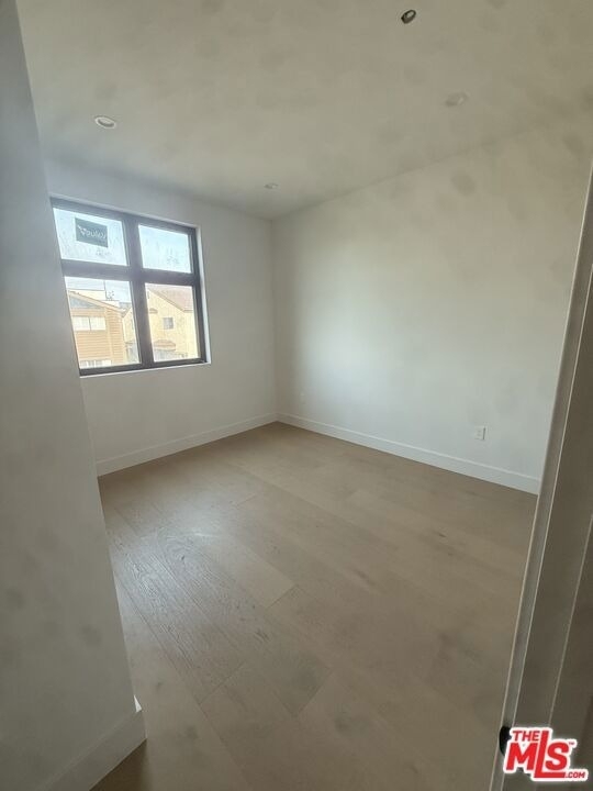 3846 Bentley Avenue - Photo 5