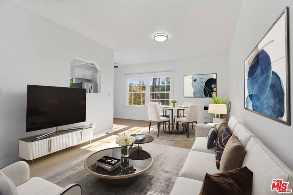 1125 S Lake Street - Photo 2