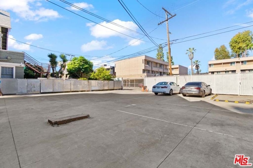 1125 S Lake Street - Photo 20