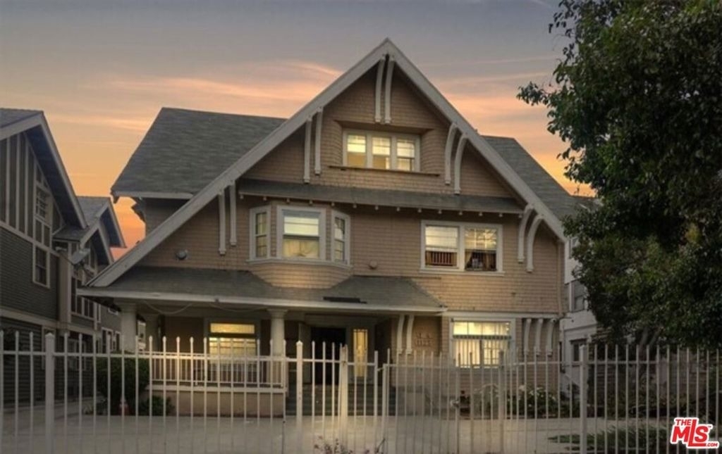 1125 S Lake Street - Photo 21