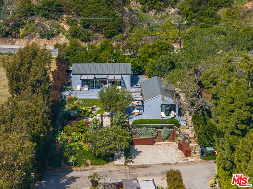 28036 Sea Lane Drive - Photo 1