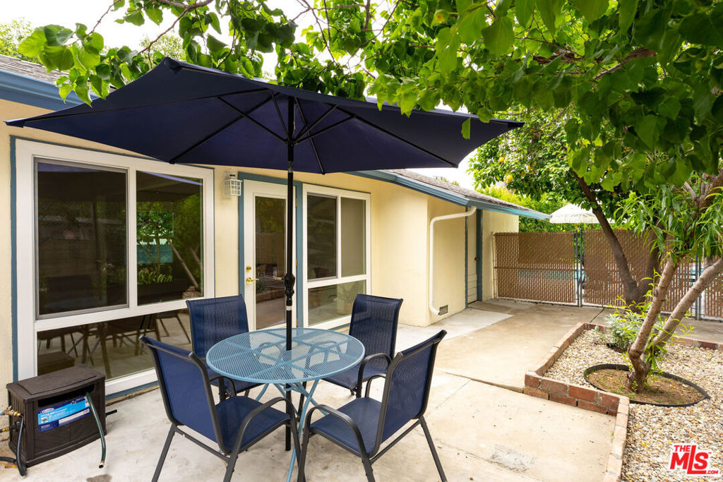 22736 Cantlay Street - Photo 28