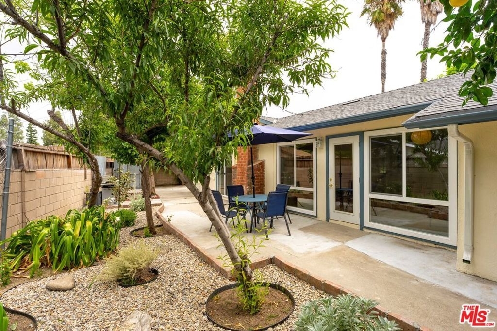 22736 Cantlay Street - Photo 31