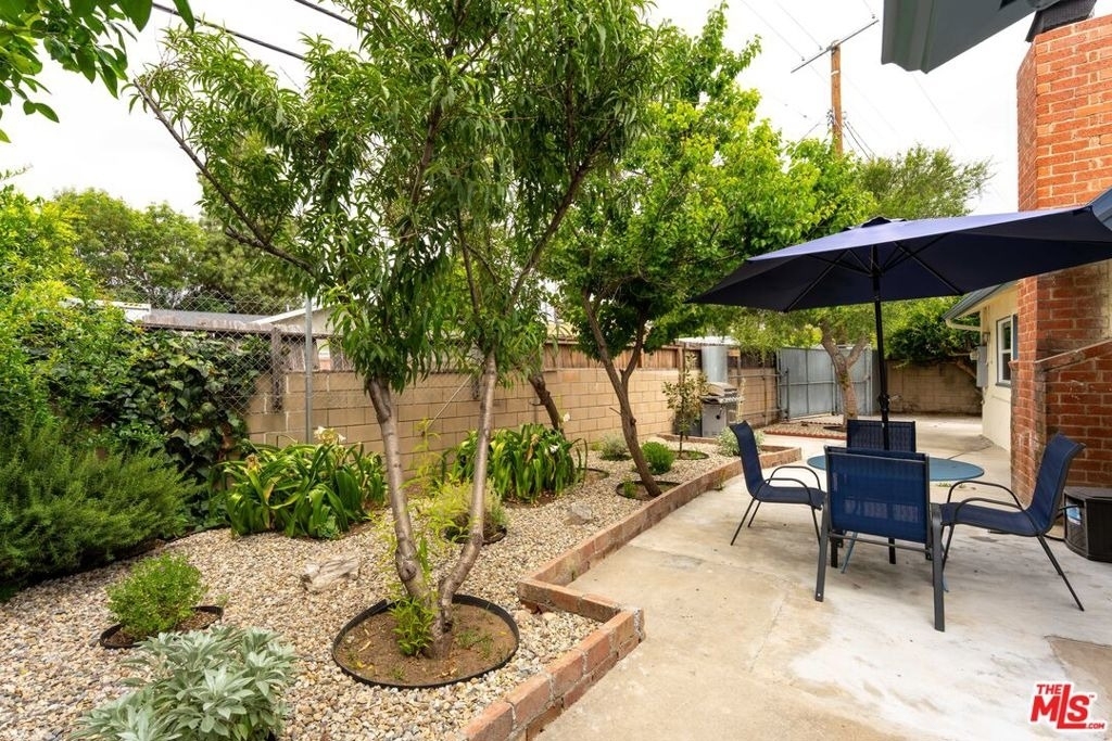 22736 Cantlay Street - Photo 29