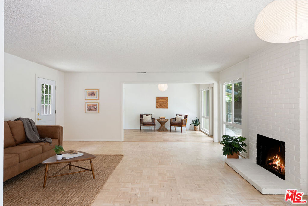22736 Cantlay Street - Photo 1