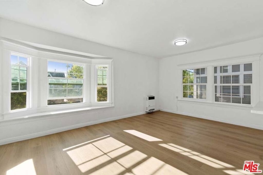 1125 S Lake Street - Photo 11