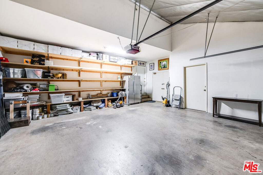 4635 Clybourn Avenue - Photo 32