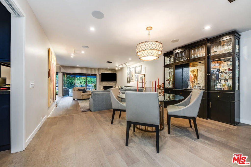 4635 Clybourn Avenue - Photo 13