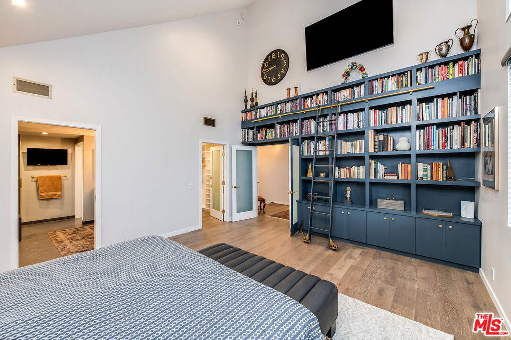 4635 Clybourn Avenue - Photo 44