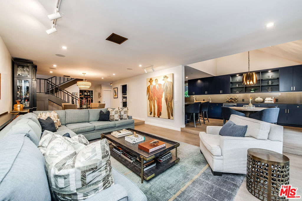 4635 Clybourn Avenue - Photo 19