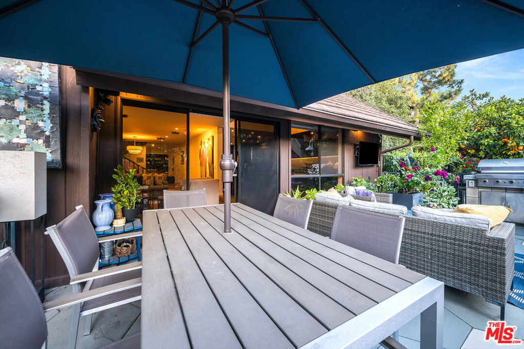 4635 Clybourn Avenue - Photo 37