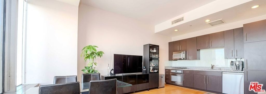 1100 Wilshire Boulevard - Photo 11