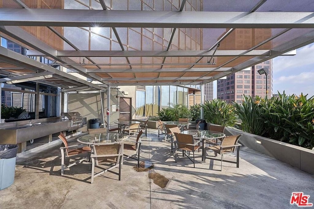 1100 Wilshire Boulevard - Photo 13
