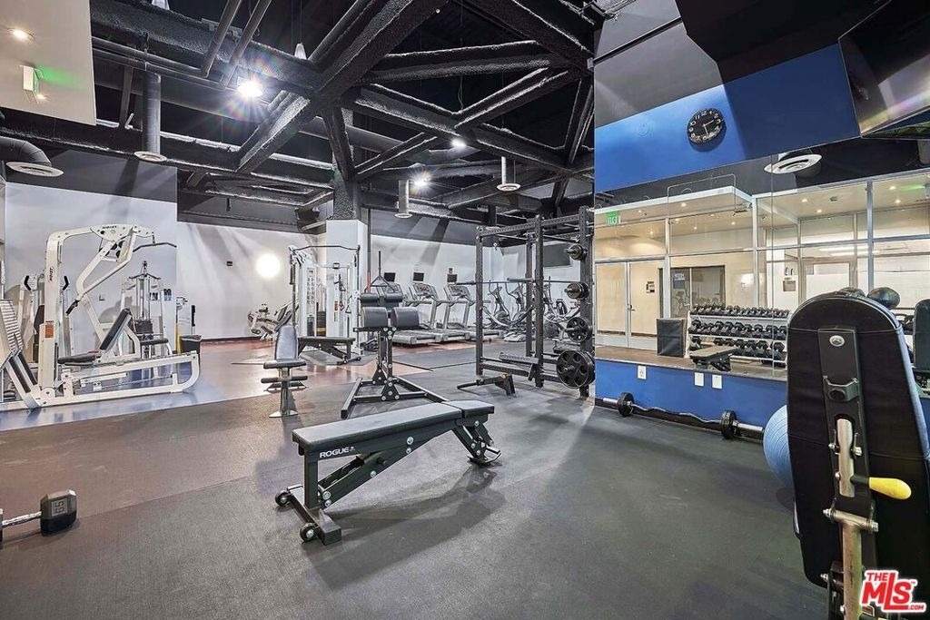 1100 Wilshire Boulevard - Photo 17