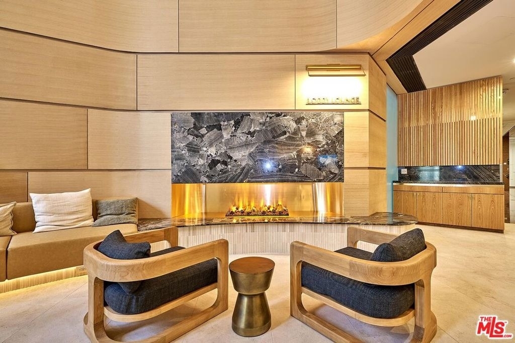 1100 Wilshire Boulevard - Photo 4