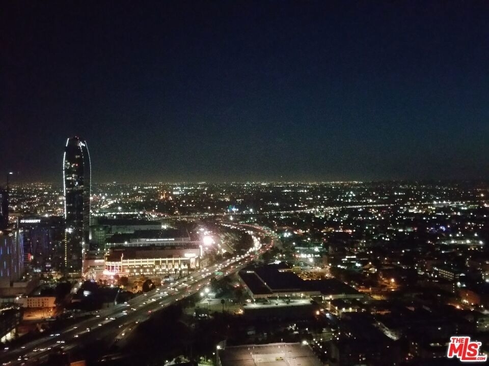 1100 Wilshire Boulevard - Photo 20
