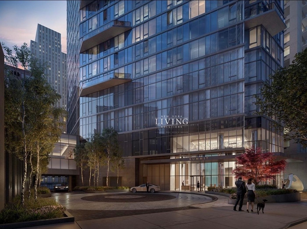 222 East 44th Street - Photo 10