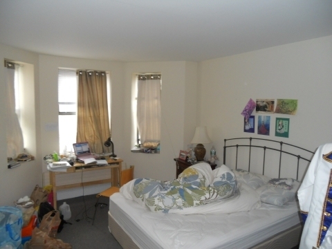 825 Beacon St - Photo 2