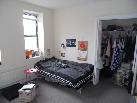 825 Beacon St - Photo 0