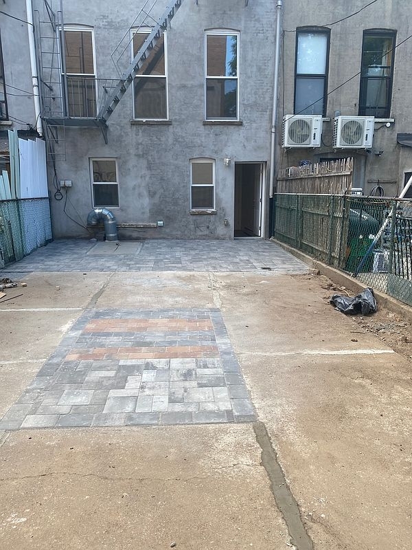 6th Avenue - Photo 11