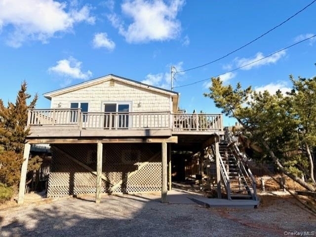 409a Dune Road - Photo 0