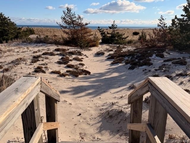 409a Dune Road - Photo 1