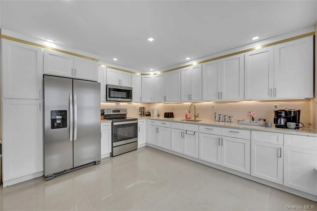 362 Rose Road - Photo 10