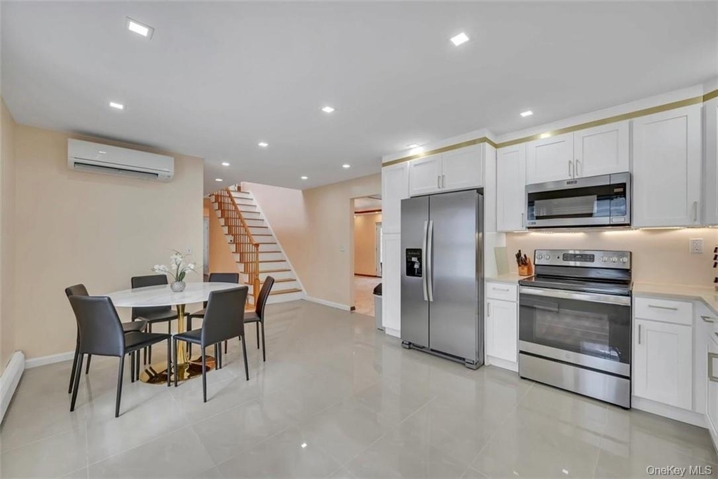 362 Rose Road - Photo 11