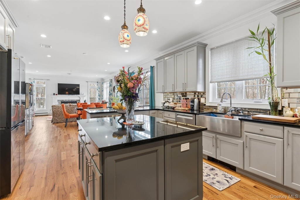 16 Gateway Court - Photo 12
