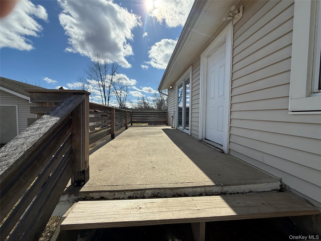 657 Eatontown Road - Photo 12