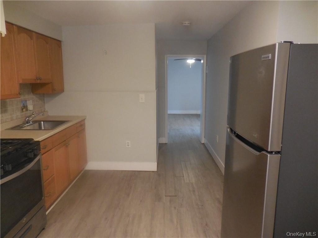 78 Duncan Avenue - Photo 1