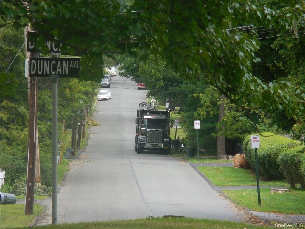 78 Duncan Avenue - Photo 0