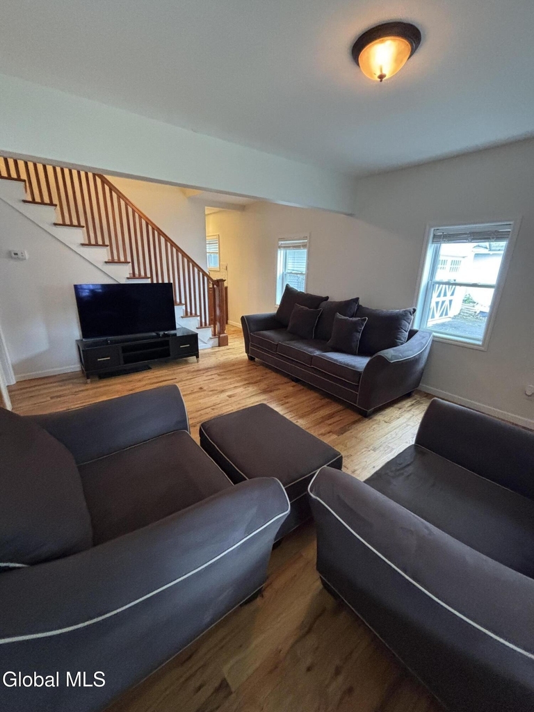 165 Lake Avenue - Photo 14