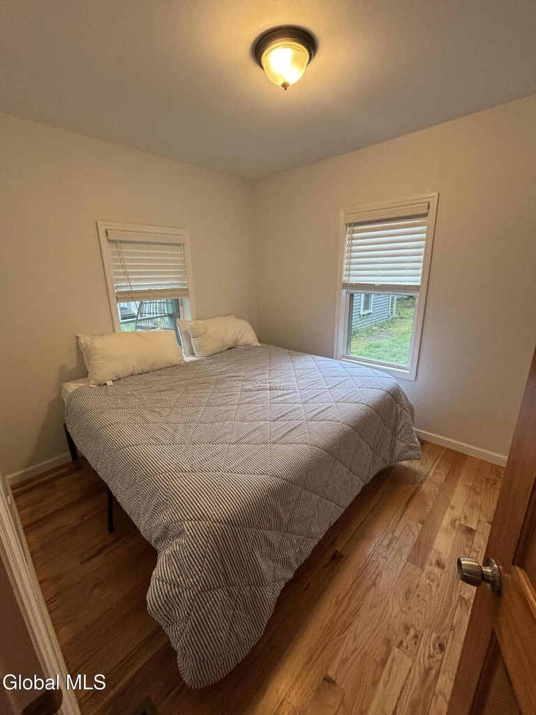 165 Lake Avenue - Photo 15