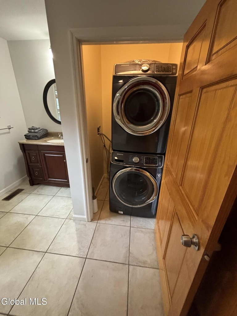 165 Lake Avenue - Photo 16