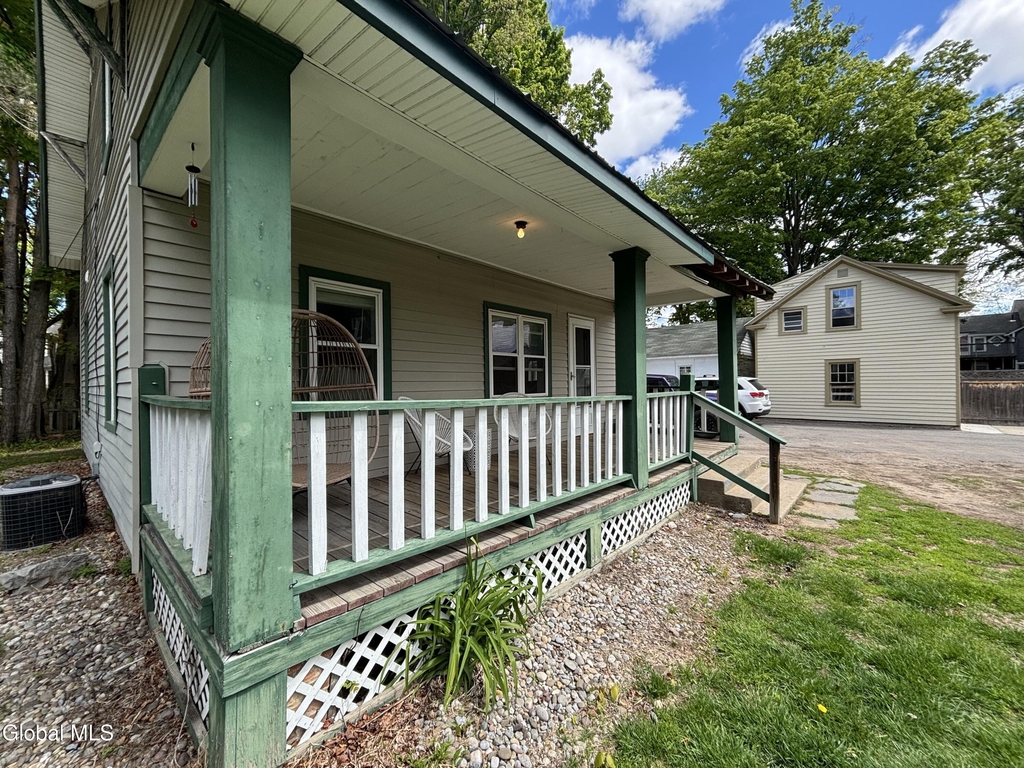 165 Lake Avenue - Photo 24