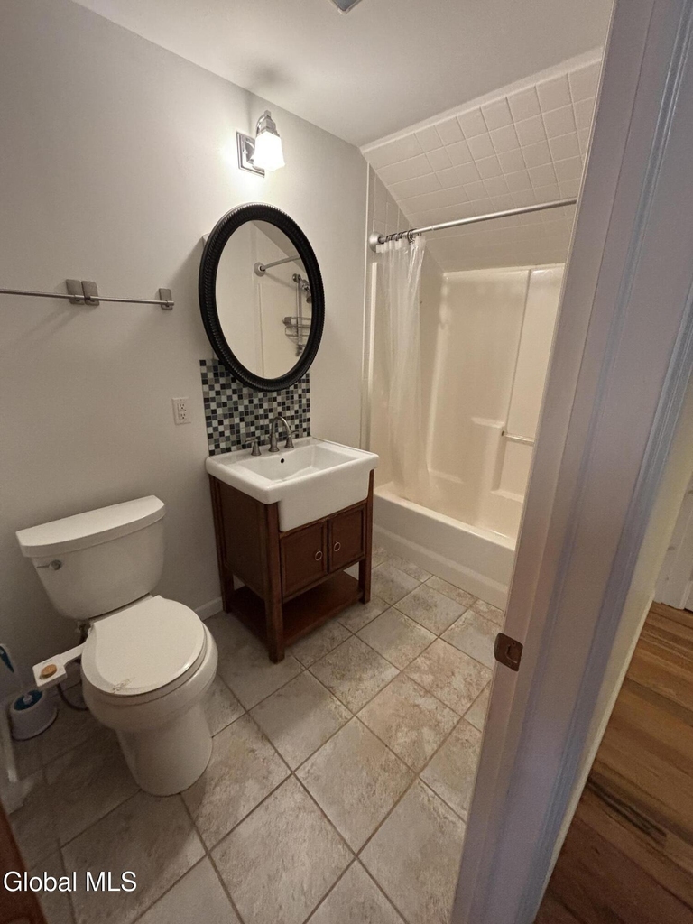 165 Lake Avenue - Photo 23
