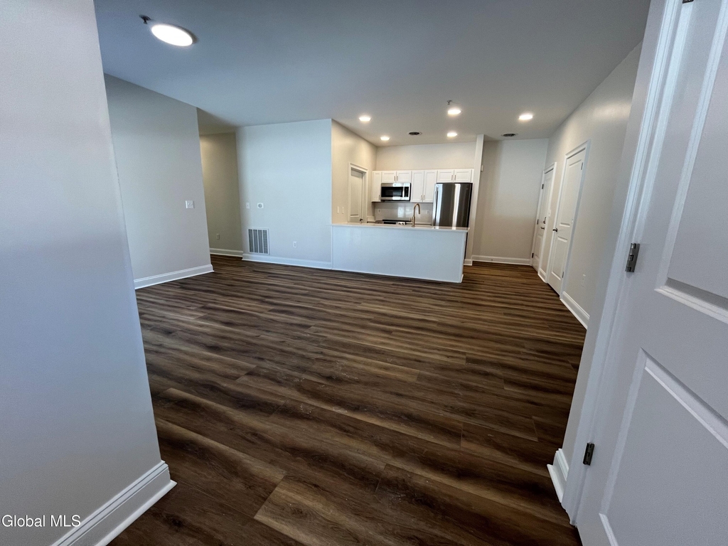 60 Weibel Avenue - Photo 10