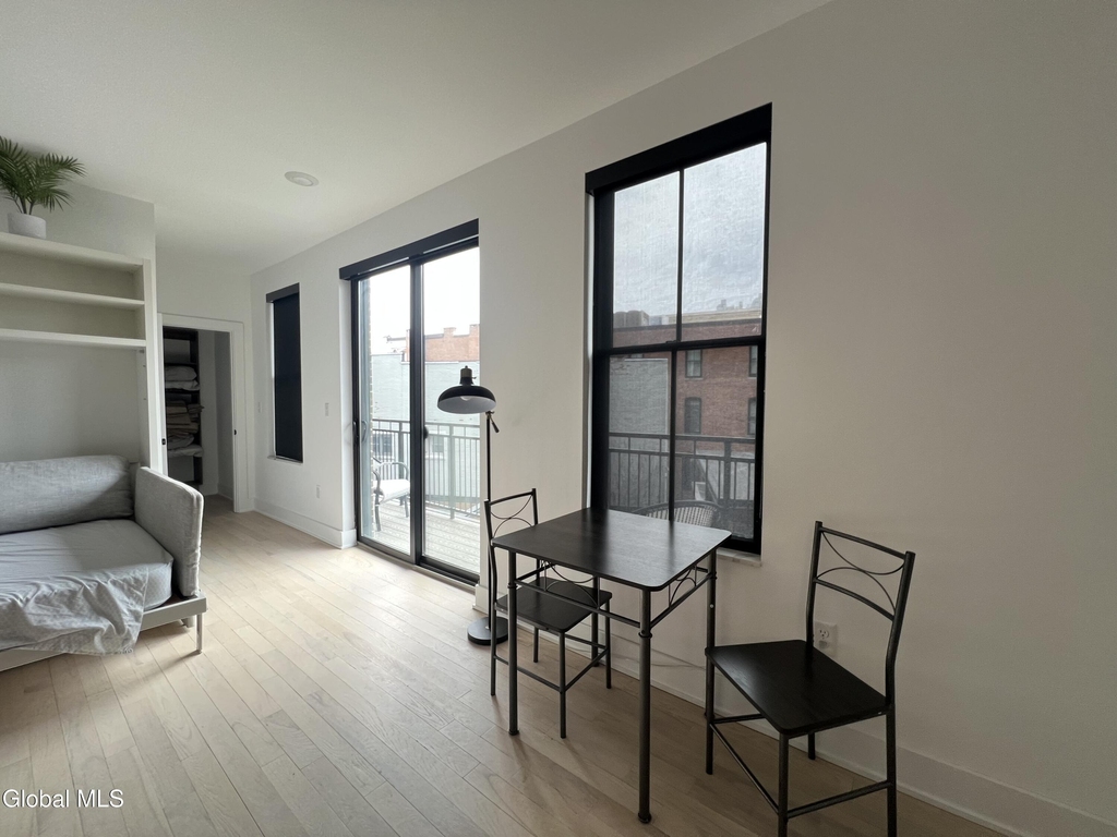 385 Broadway - Photo 7