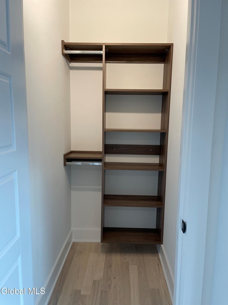 385 Broadway - Photo 5