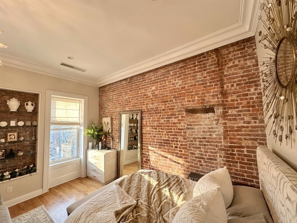 1298 Madison Avenue - Photo 2