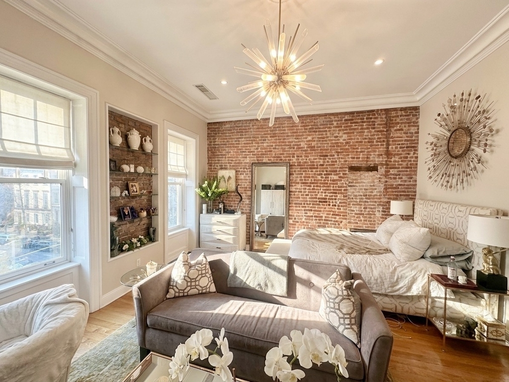 1298 Madison Avenue - Photo 0