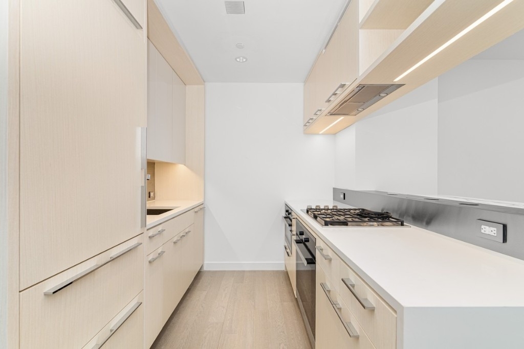 252 South Street - Photo 4