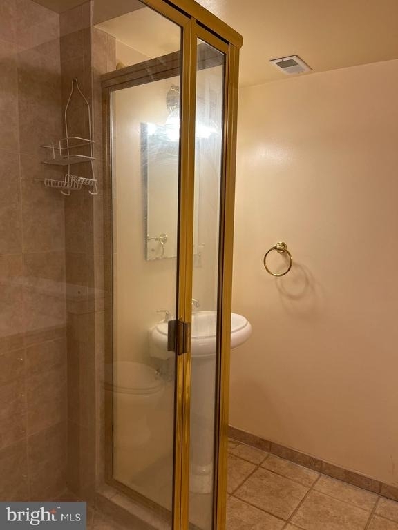 147 East Street Ne - Photo 4
