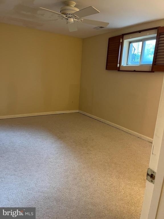 147 East Street Ne - Photo 2