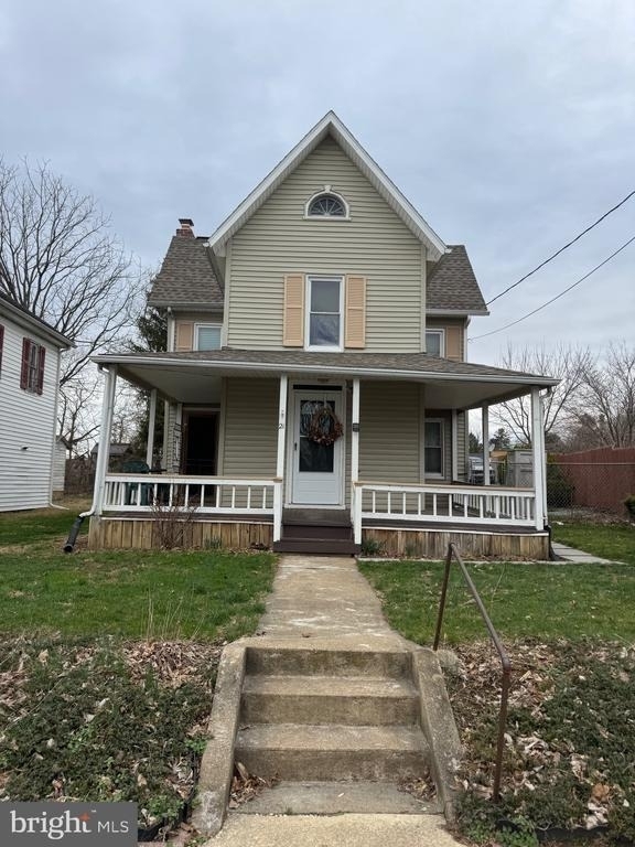 21 W Maple Street - Photo 0