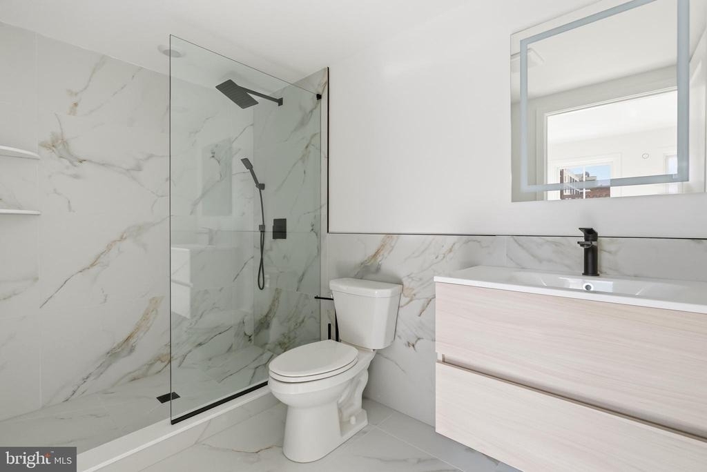 208 Vine Street - Photo 12