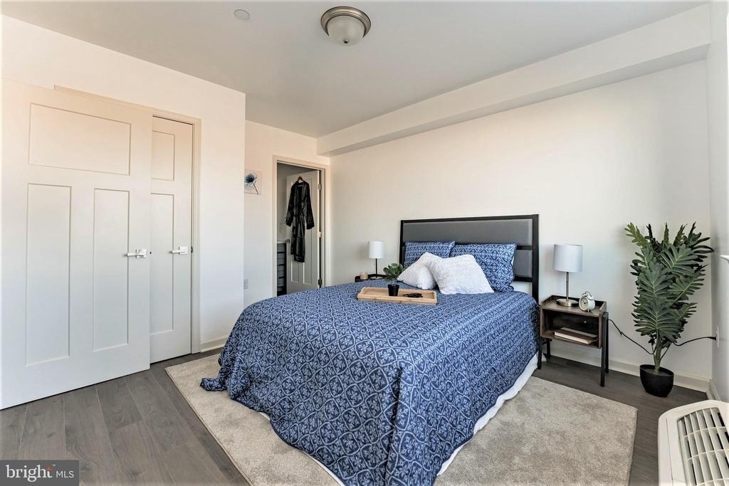 6649 Ridge Avenue - Photo 9